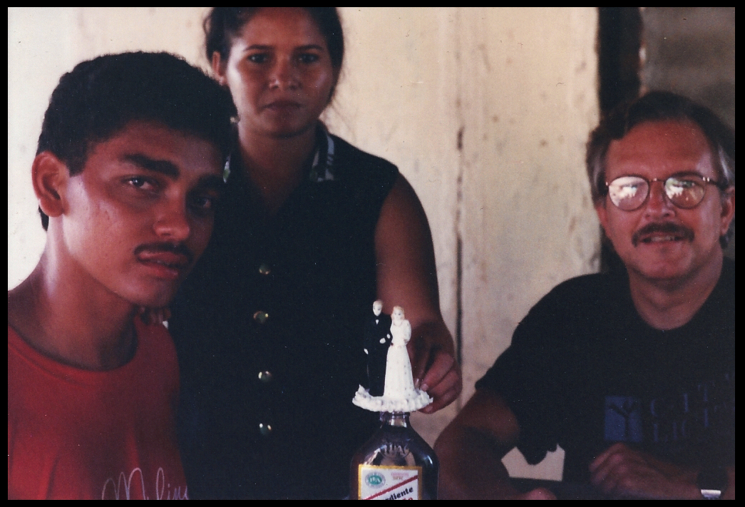 Gustavo and his
              fianc&eacute;e, plus the Dr.